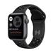 Apple Watch Nike SE 40mm vesmírně šedý hliník s antracitovým / černým sportovním řemínkem
