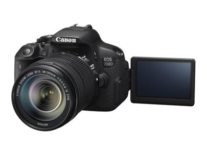 Canon EOS 700D + EF-S 18-135IS STM
