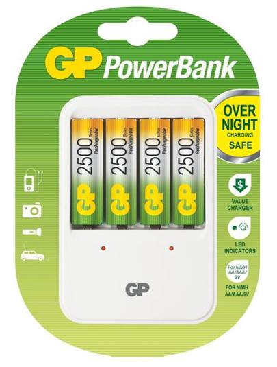 GP PowerBank 420 nabíječka (PB420) + 4x AA 2500 mAh, 15hod.