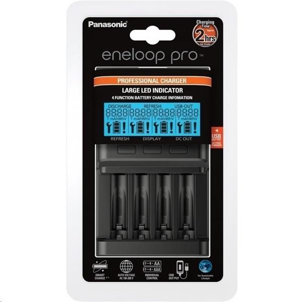 PANASONIC eneloop Vlajková nabíječka s displejem, USB, 4x AA/AAA (bez baterií) doba nabíjení +/- 2-3h BQ-CC65