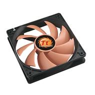 ventilátor DC 12cm, Thermaltake, ložisko 1x kuličkové, 1x kluzné,  12V,  redukce otáček,  antivibrační úchyty, max 37dB