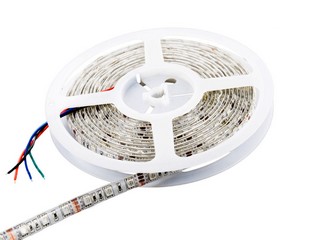 Whitenergy LED páska voděodolná 5m | 60ks/m| 5050 | 14.4W/m | 12V DC | RGB