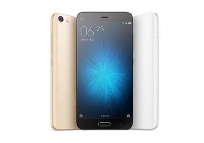 Xiaomi Mi5 White / 5,15´´ IPS GG4 1920x1080/1,8GHz QC/3GB/32GB/2xSIM/SD/FP/LTE/16MPx/3000mAh